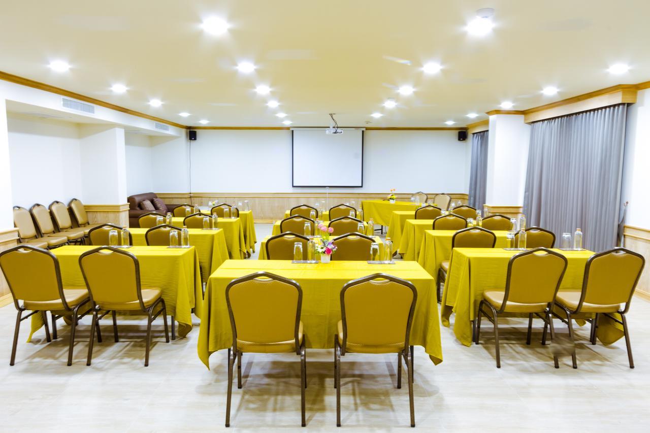 Airport Beach Hotel Phuket - Sha Extra Plus Nai Yang Luaran gambar